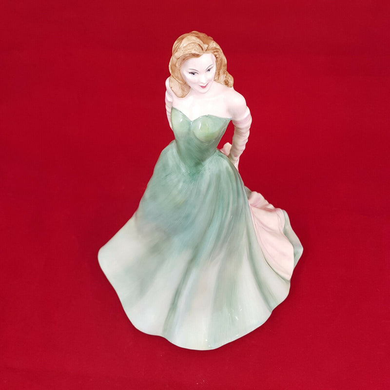 Royal Doulton Figurine - Sophie HN3715 – 0120 RD