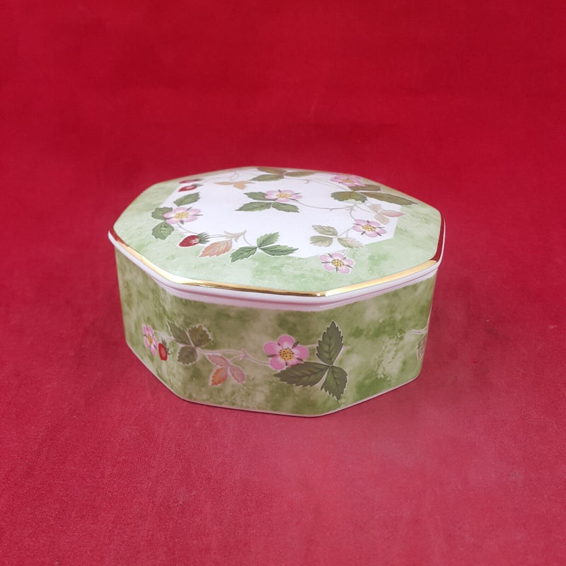 Wedgwood - Lidded Trinket Dish | Wild Strawberry - 9072 WD