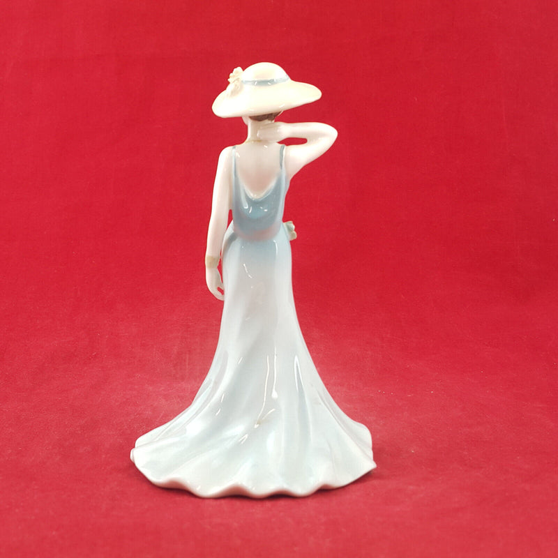 Coalport Figurine - Debutante Rosalind - CP 3272