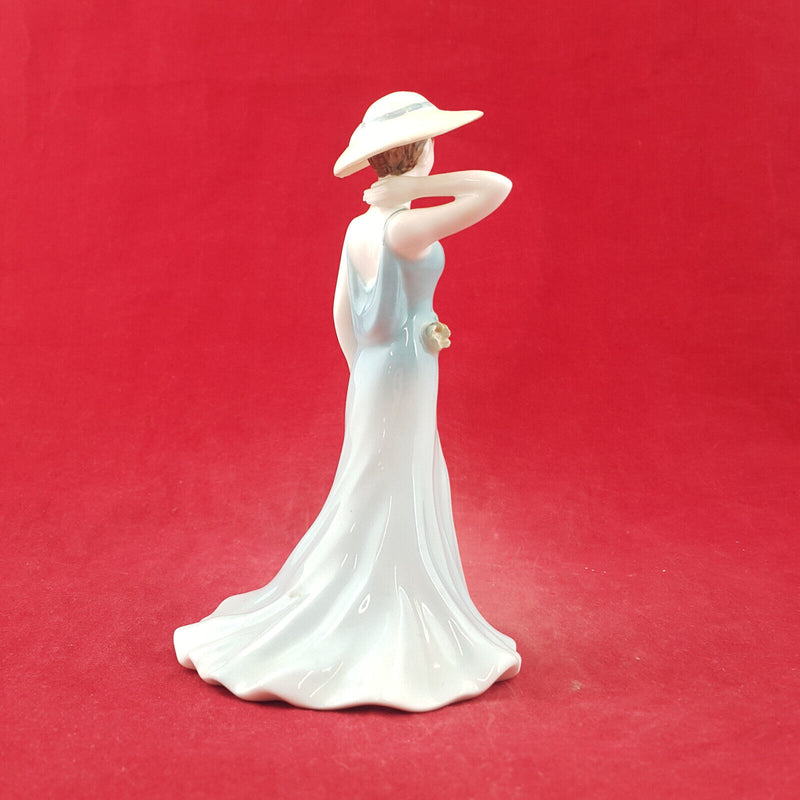 Coalport Figurine - Debutante Rosalind - CP 3272