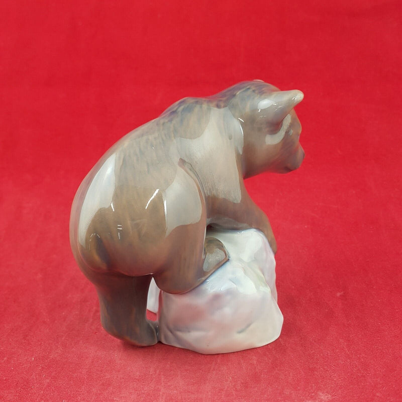 B&G Royal Copenhagen Bear Cub Figurine Arsfigur 1997 - 7539 RCH