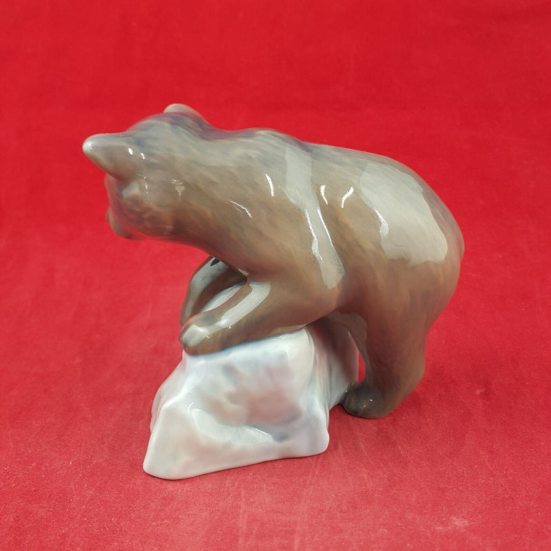 B&G Royal Copenhagen Bear Cub Figurine Arsfigur 1997 - 7539 RCH