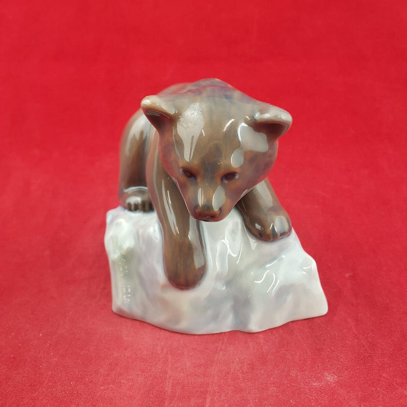 B&G Royal Copenhagen Bear Cub Figurine Arsfigur 1997 - 7539 RCH