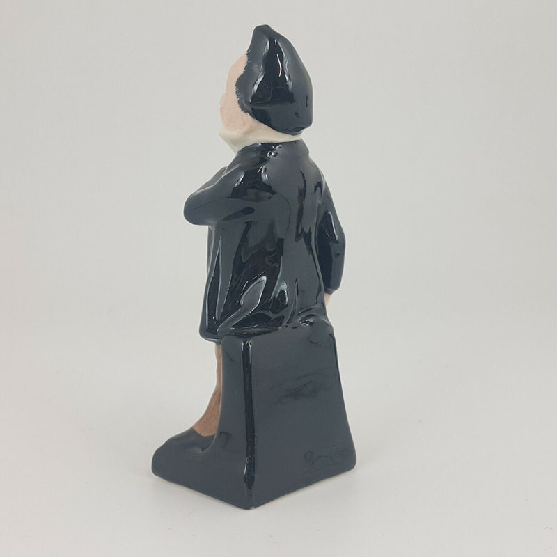 Royal Doulton Dickens Figurine M43 - Peaksniff - 5785 RD