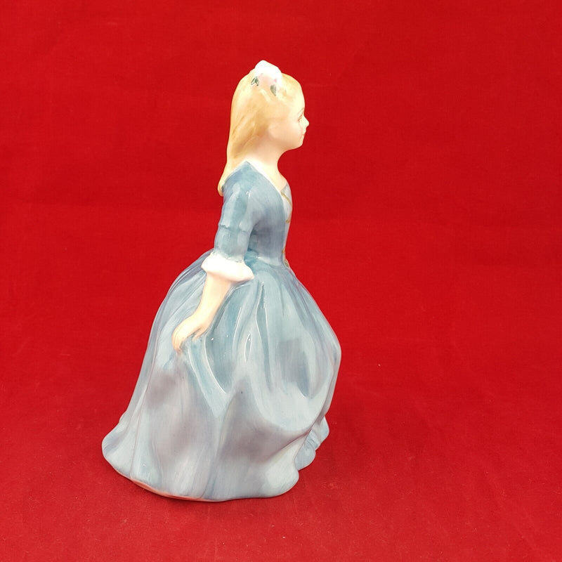 Royal Doulton Figurine HN2154 - Child From Williamsburg - 6528 RD