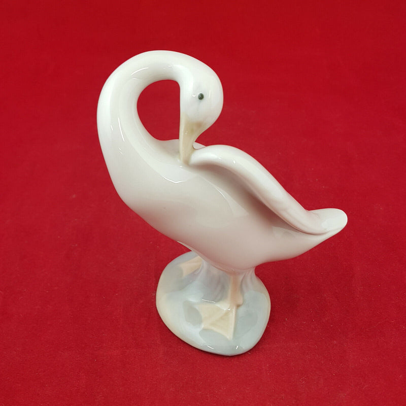 Lladro - Little Duck 4553 - L/N 1037