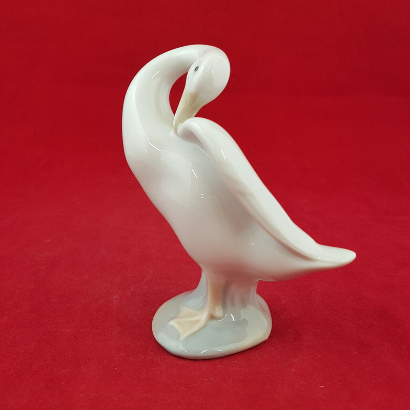 Lladro - Little Duck 4553 - L/N 1037