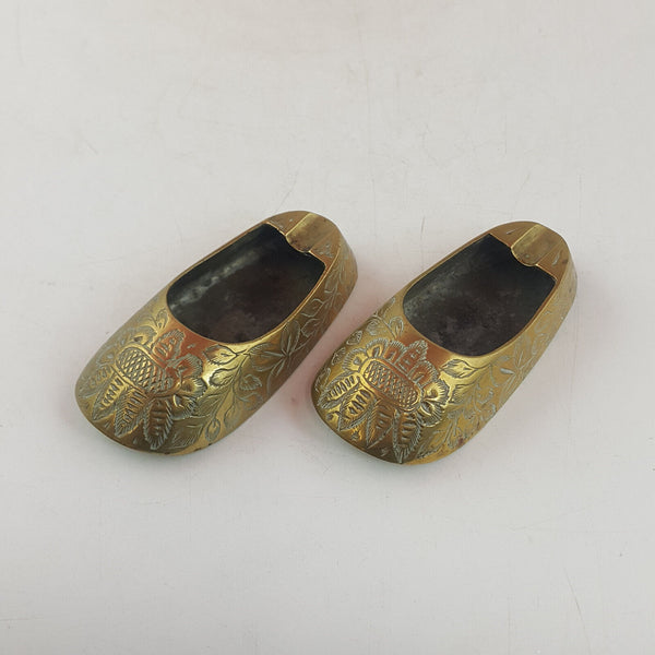 Pair Of Vintage Miniature Brass Shoes Ashrays - TF 199