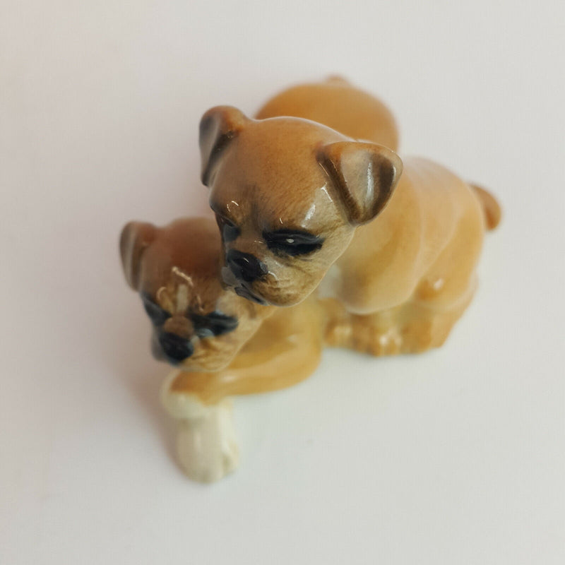 Beswick - Boxers (One Seated, One Lying) Model Number 3475 - BSK 857