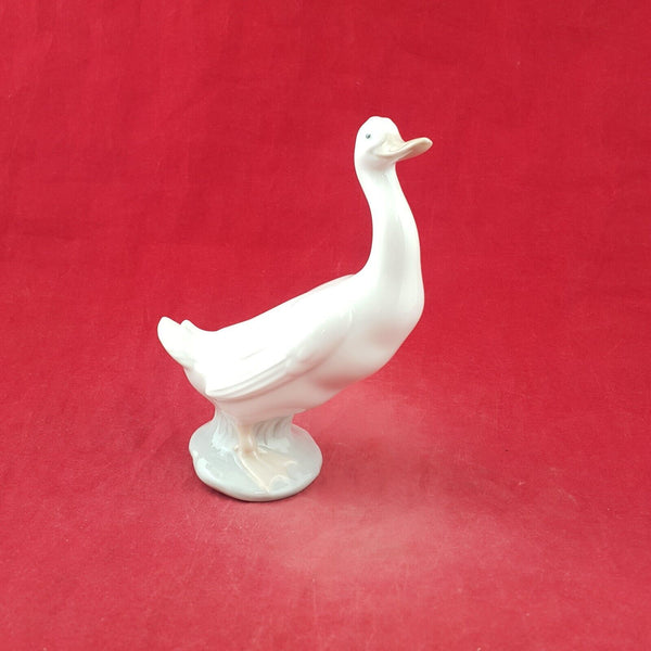 Lladro Nao Little Duck 0245 - 8574 L/N