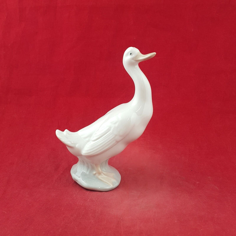 Lladro Nao Little Duck 0245 - 8574 L/N