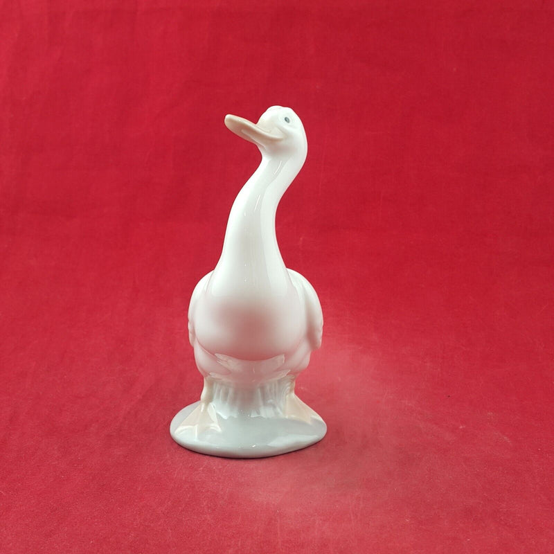 Lladro Nao Little Duck 0245 - 8574 L/N