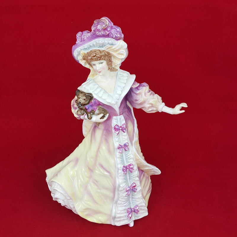 HN3626 Lily Royal Doulton Figurine -  RD 5589