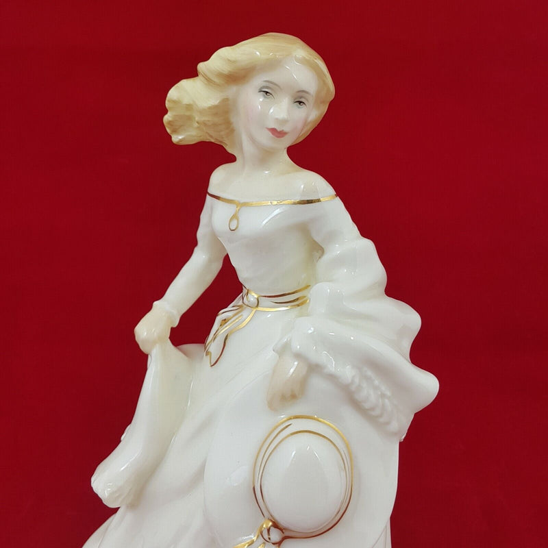 Royal Doulton Figurine HN3724 - Summer Breeze -  RD 6146