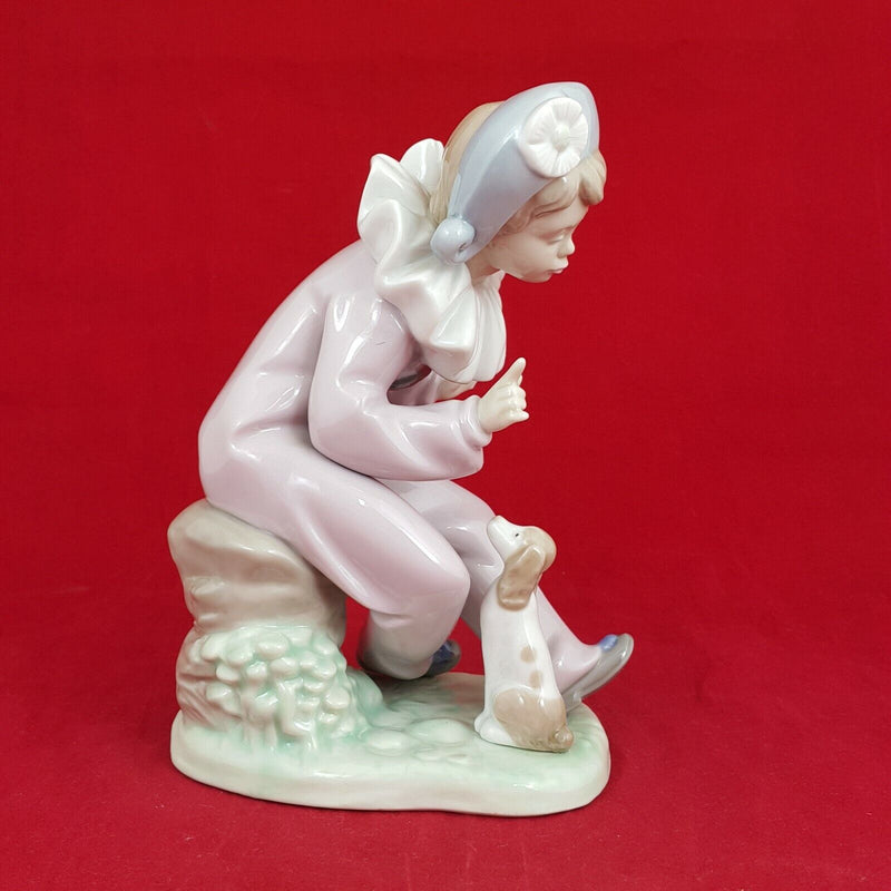 Lladro Nao 1099 - Listen to Me - Harlequin And Puppy - (Chipped) 6280 L/N