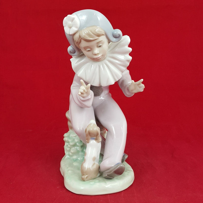 Lladro Nao 1099 - Listen to Me - Harlequin And Puppy - (Chipped) 6280 L/N