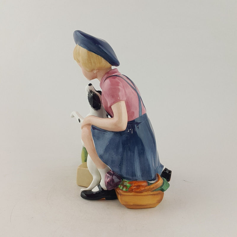 Royal Doulton Figurine HN3295 The Homecoming -  RD 8842