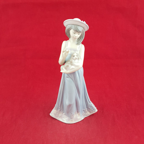 Lladro - Elizabeth 5645 - L/N 1447