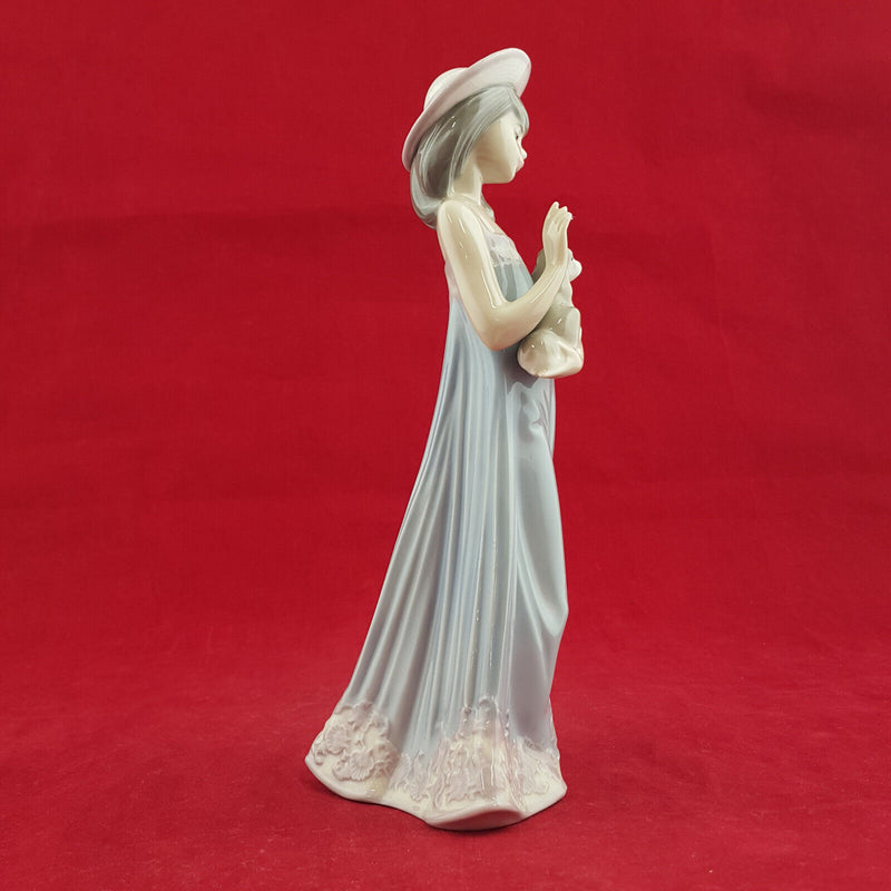 Lladro - Elizabeth 5645 - L/N 1447