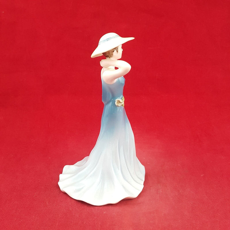 Coalport Figurine Debutante Rosalind - CP 8149