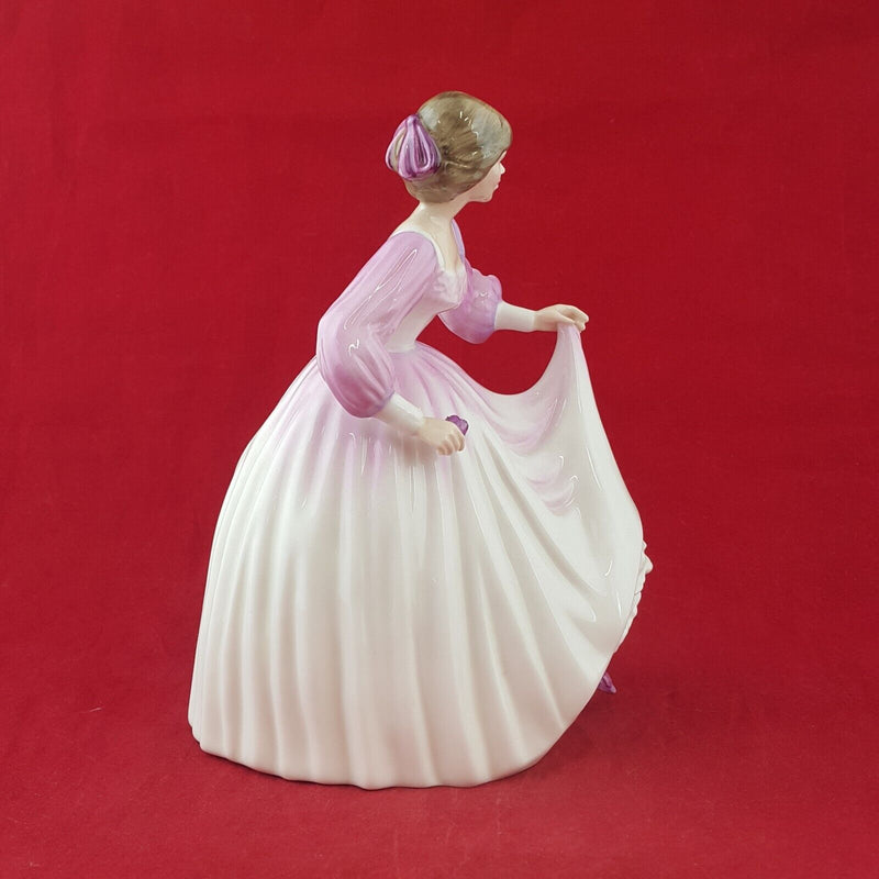 Royal Doulton Figurine HN3420 - Ashley - 7607 RD