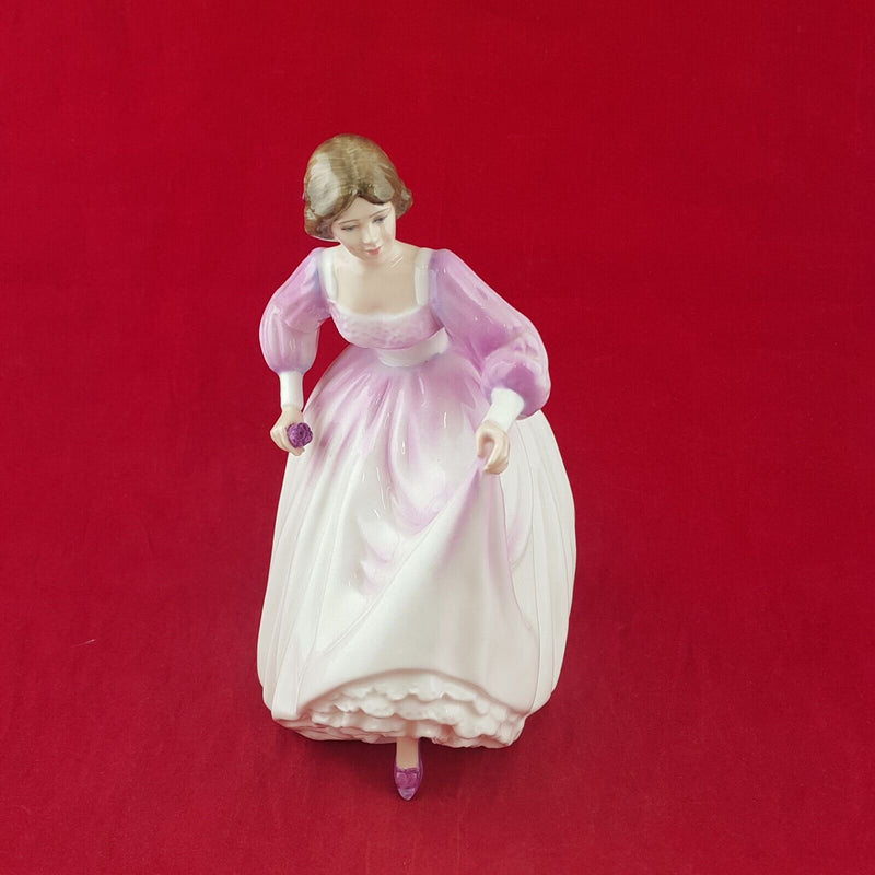 Royal Doulton Figurine HN3420 - Ashley - 7607 RD