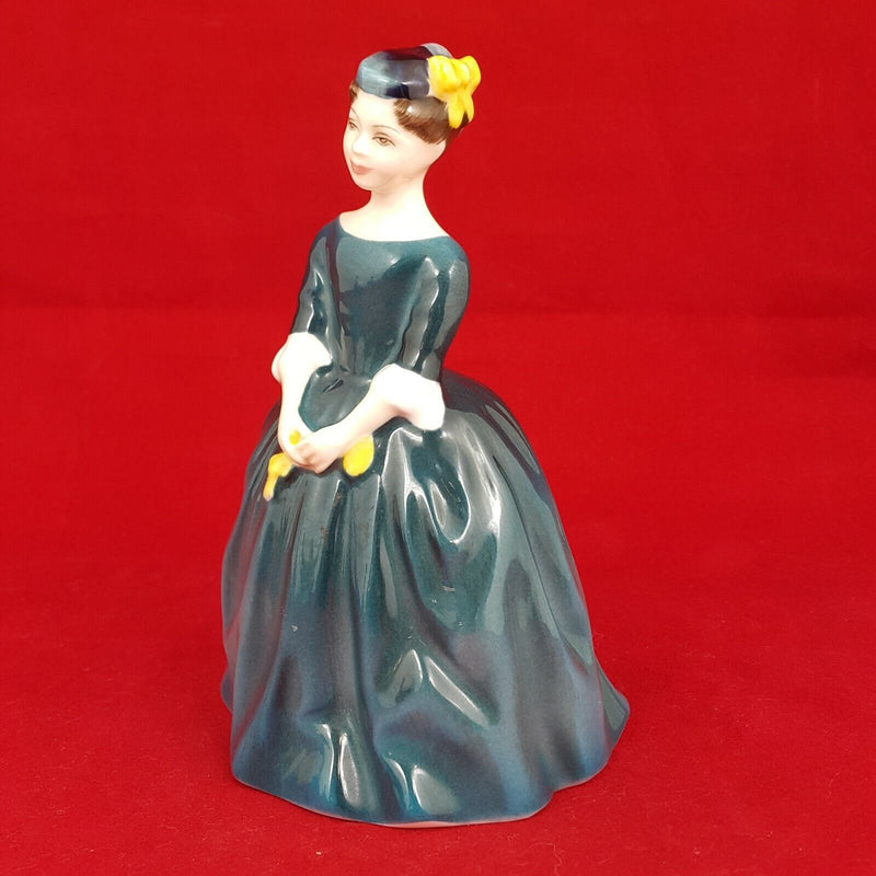 Royal Doulton Figurine Cherie - HN2341 - 5011 RD