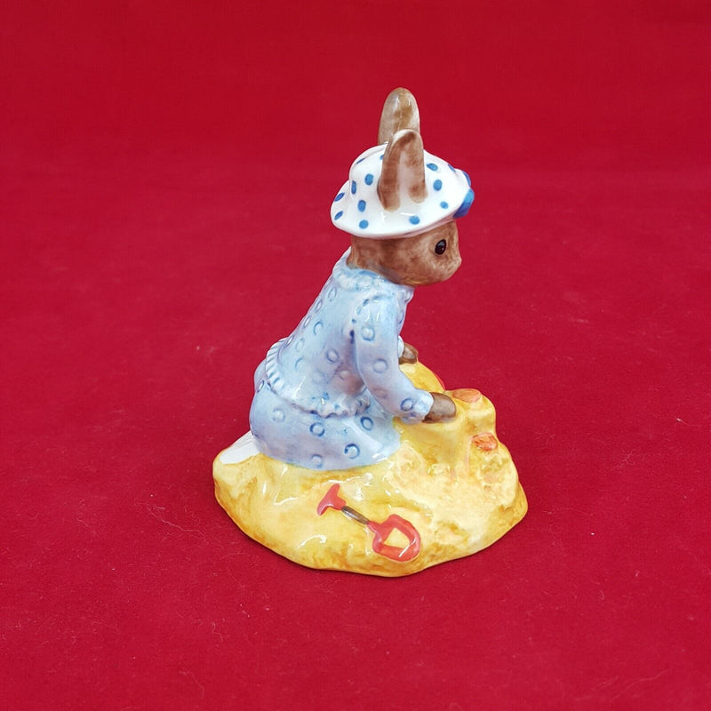 Royal Doulton Bunnykins DB177 Seaside  With CoA - RD 5133