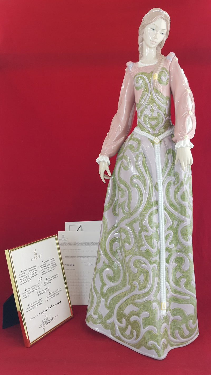 Lozania 1852 Lladro Large Figurine on a Plinth (with CoA) - 6012 L/N