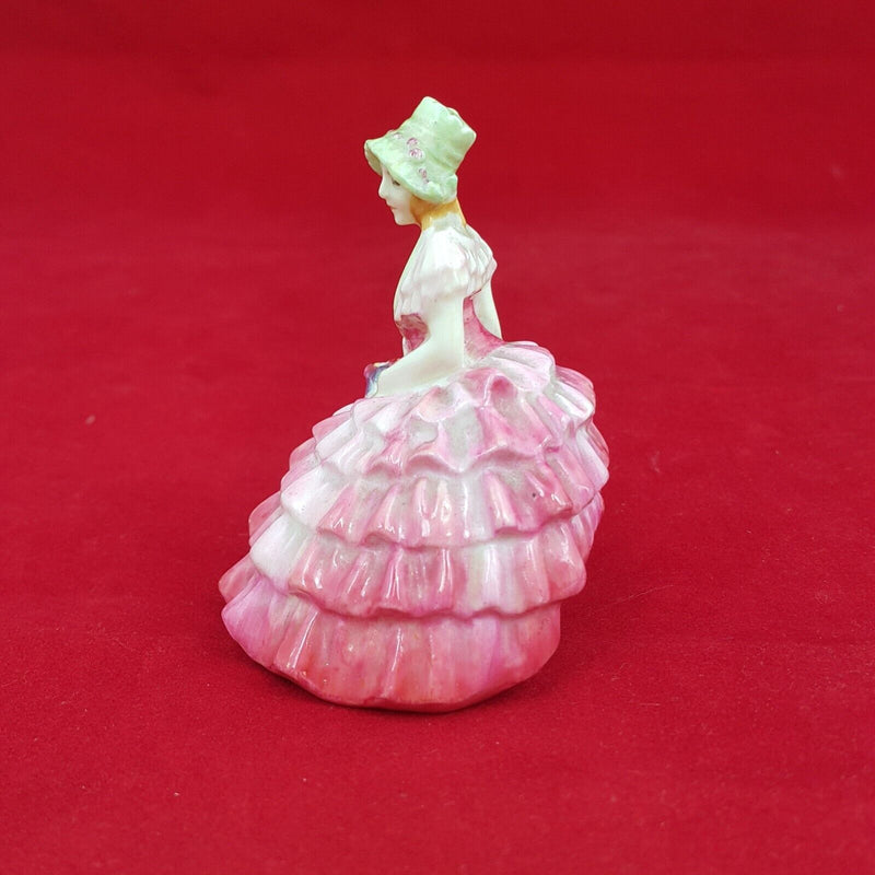 Royal Doulton Figurine Chloe M9 - Hairline Crack 5331 RD