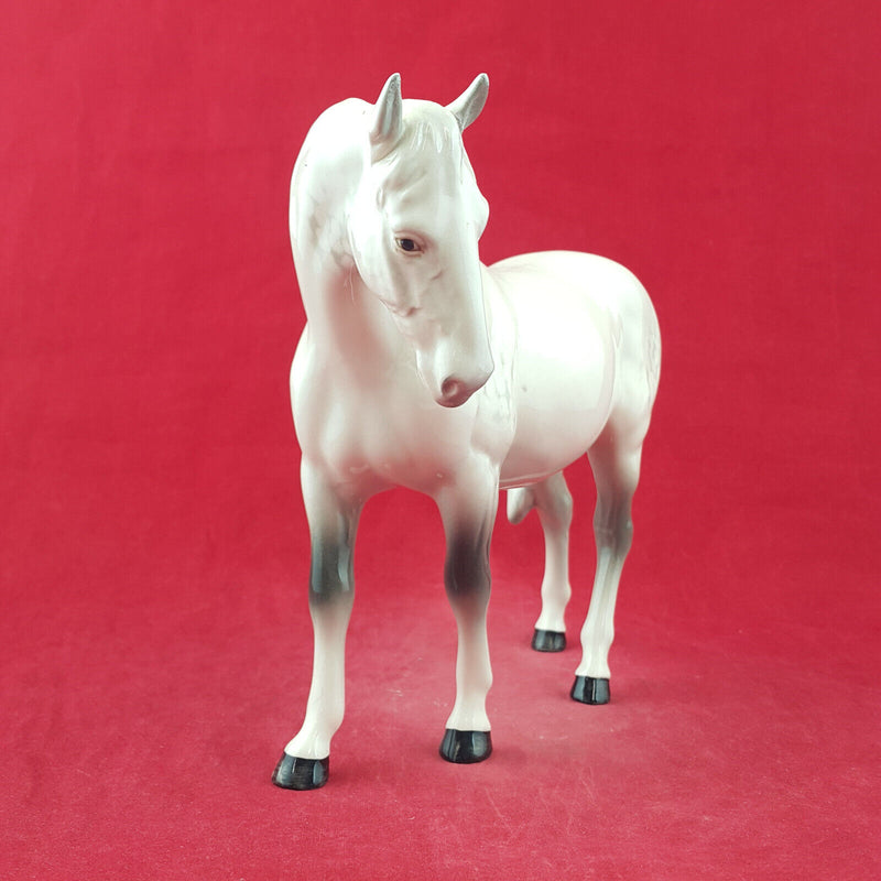 Beswick Horses - Mare Facing Left 976 (restored ear) - BSK 3261