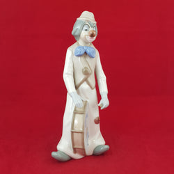 Casades Clown Playing Drum (Damaged) - 5685 O/P