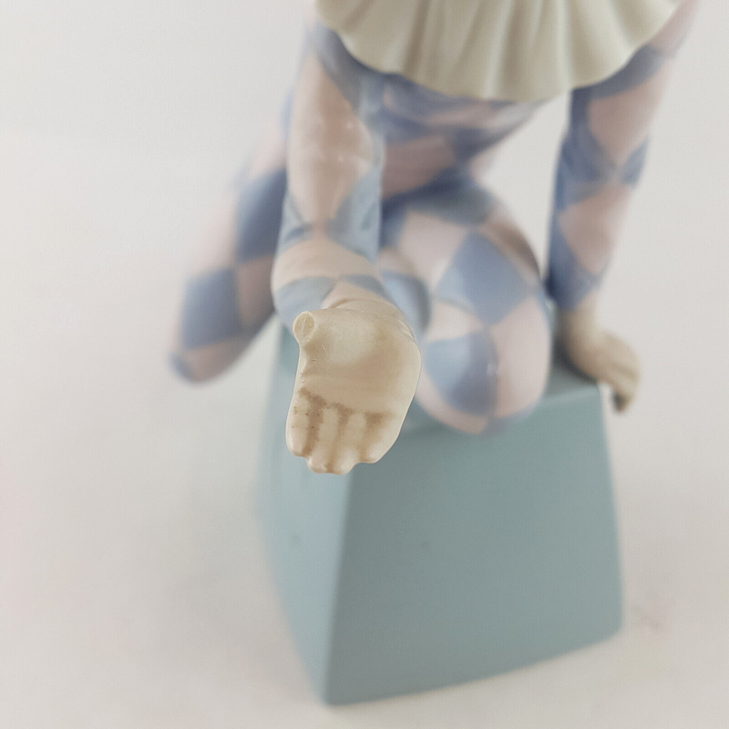 Lladro - Harlequin C 5077 - L/N 2357