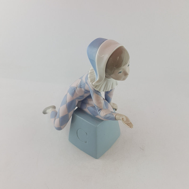 Lladro - Harlequin C 5077 - L/N 2357