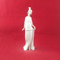 Lladro Figurine - Talk Of The Town 5788 - L/N 2454