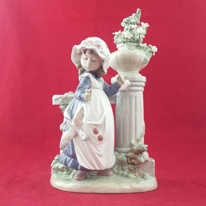 Lladro - Glorious Spring 5284 (Damaged/Boxed)