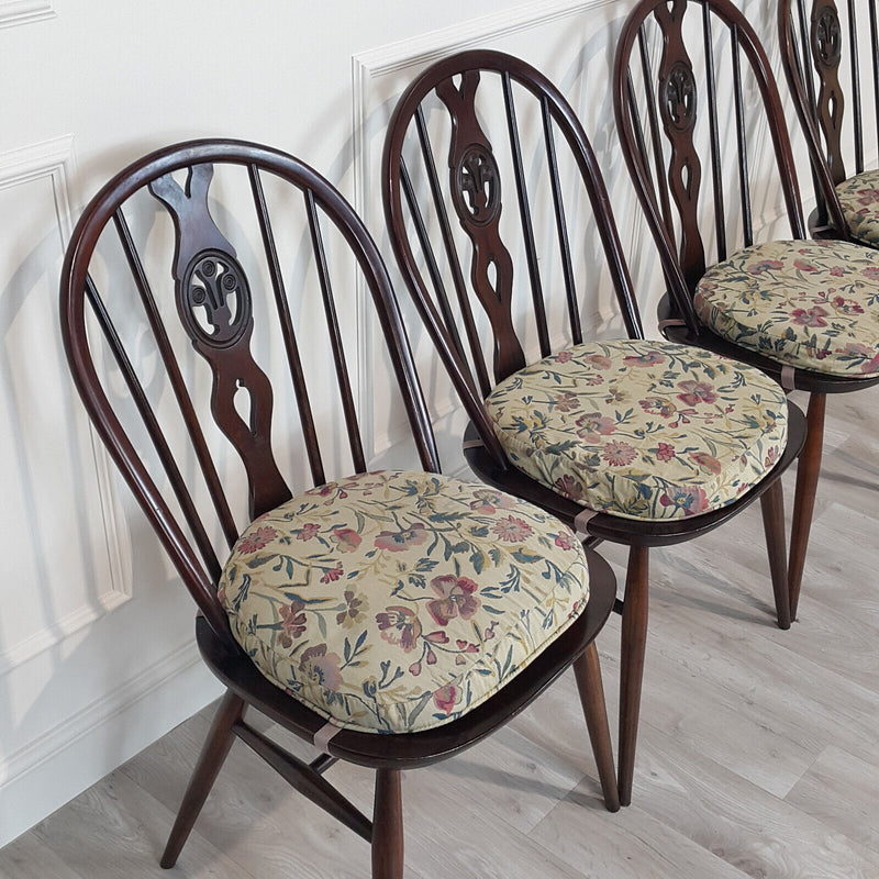 Set Of Four Fleur de Lys Chairs - F216