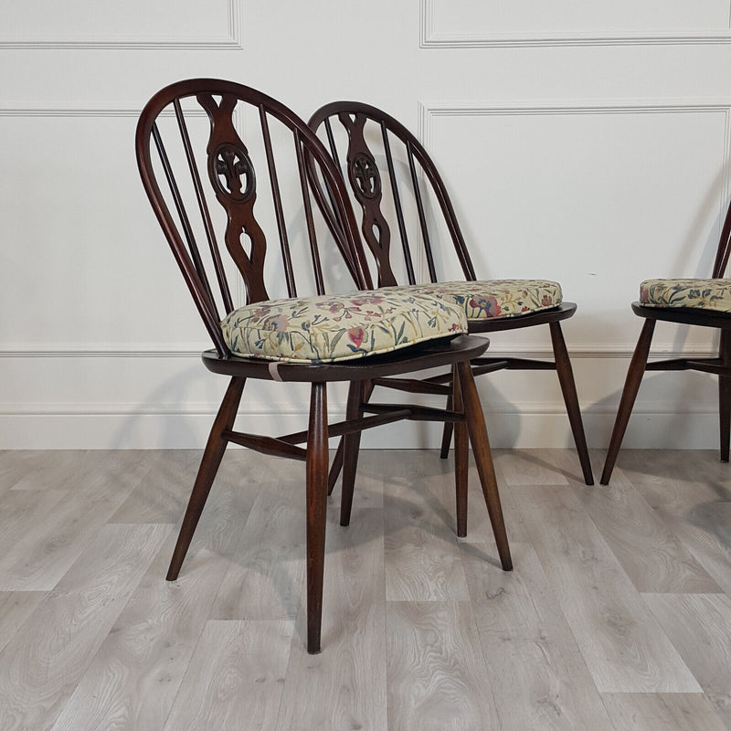 Set Of Four Fleur de Lys Chairs - F216