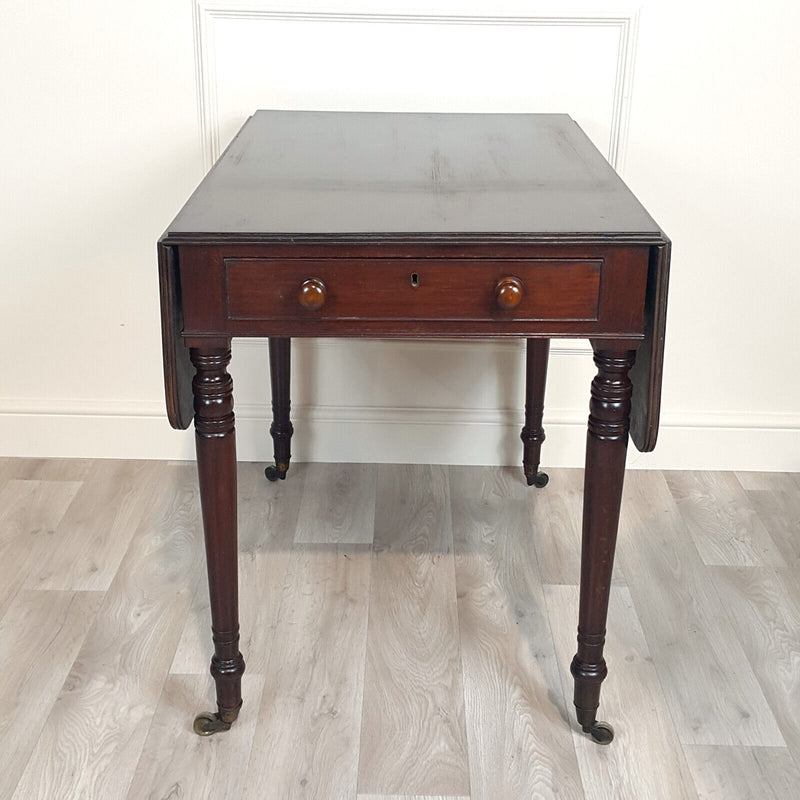 Victorian Mahogany Pembroke Table (Reeded Edge Detail & Turned Supports) - F97