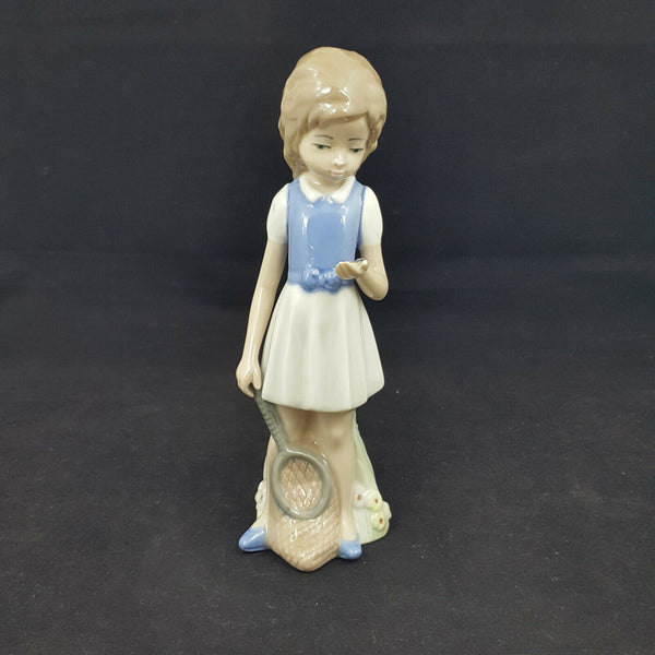 Casades figurine - Girl Catching Butterfly - OA