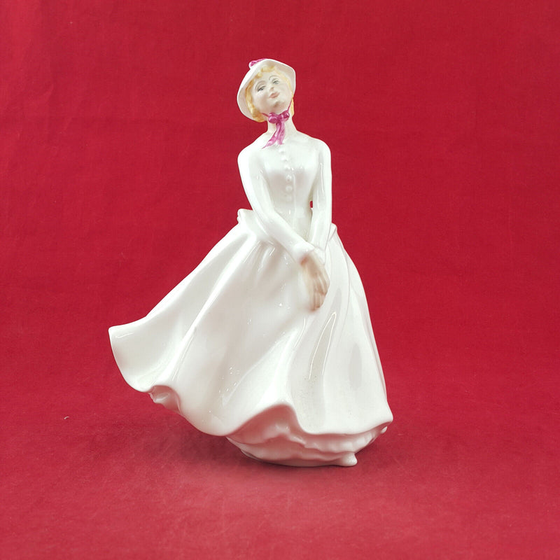 Royal Doulton Figurine - Mary HN2374 - RD 3719