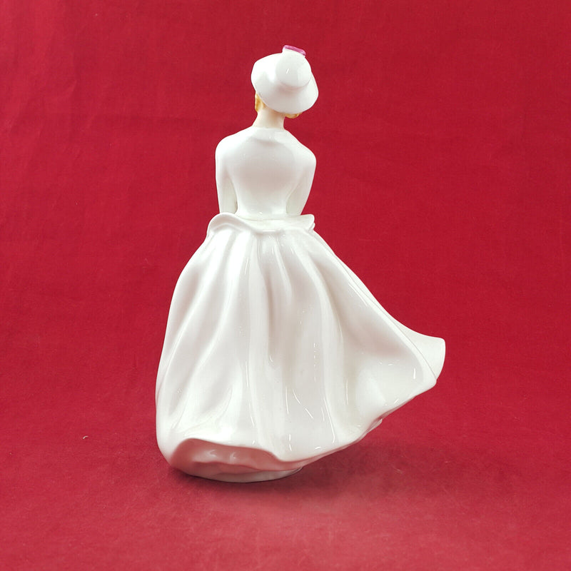 Royal Doulton Figurine - Mary HN2374 - RD 3719