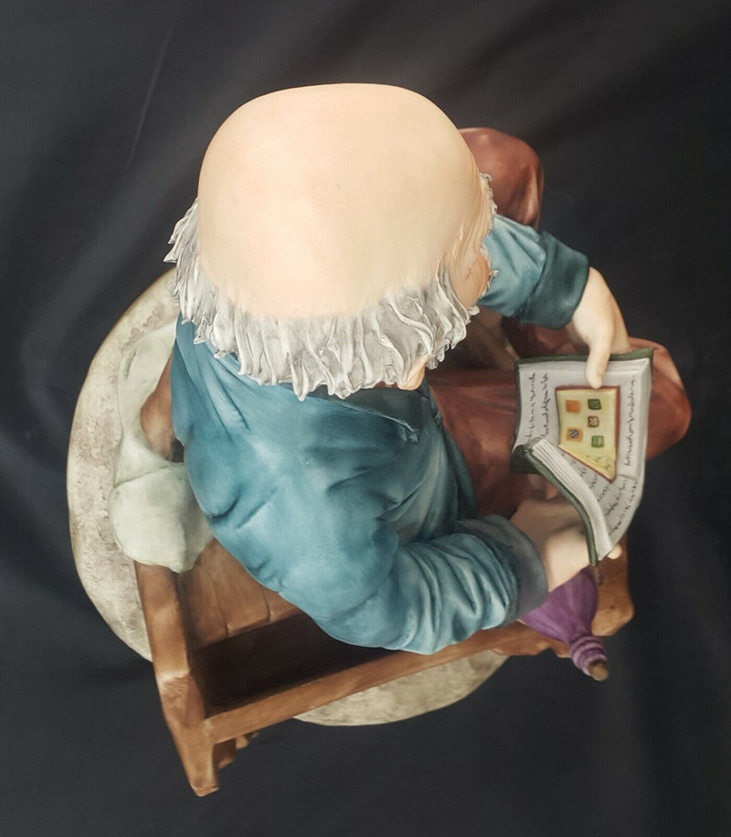 Capodimonte Figurine The Tramp Smoking Pipe and Reading Book - Damaged