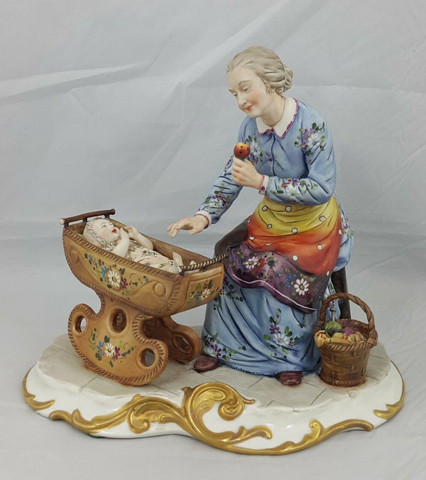 Capodimonte Figurine The Grandma by Volta with CoA - Slightly Chipped