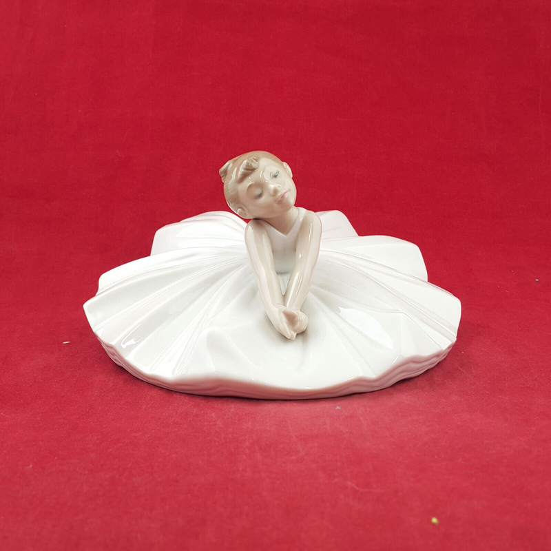 Lladro Nao Figurine - Dance Class 1283 - L/N 3727