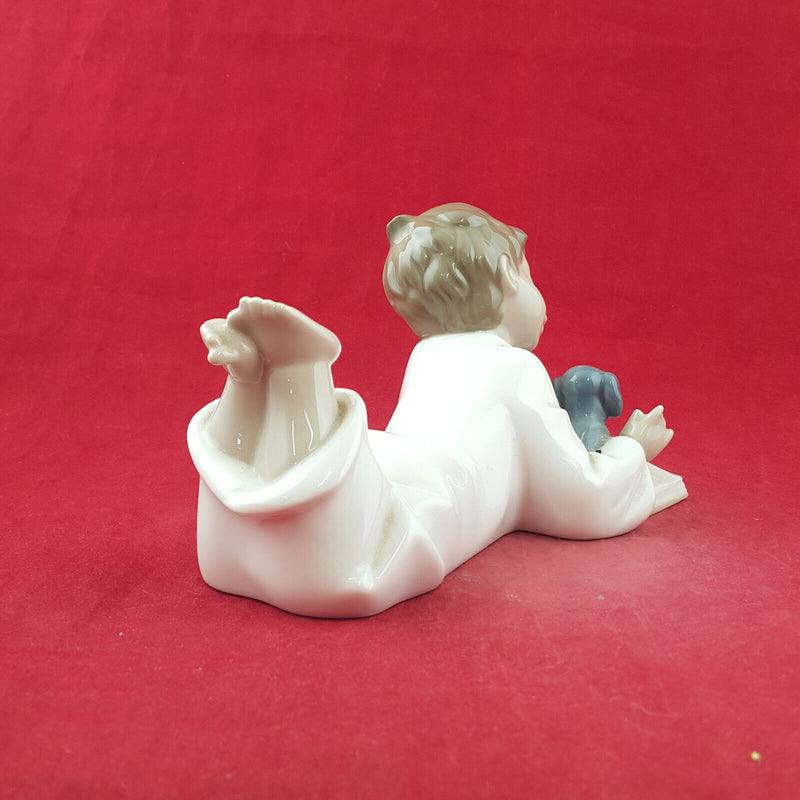 Lladro Nao Figurine - Repeat After Me | Boy Reading With Puppy 1285 - L/N 3729