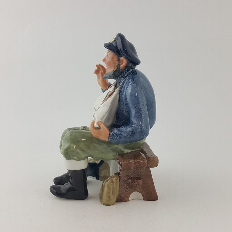 Royal Doulton Figurine HN2248 Tall Story - 8452 RD