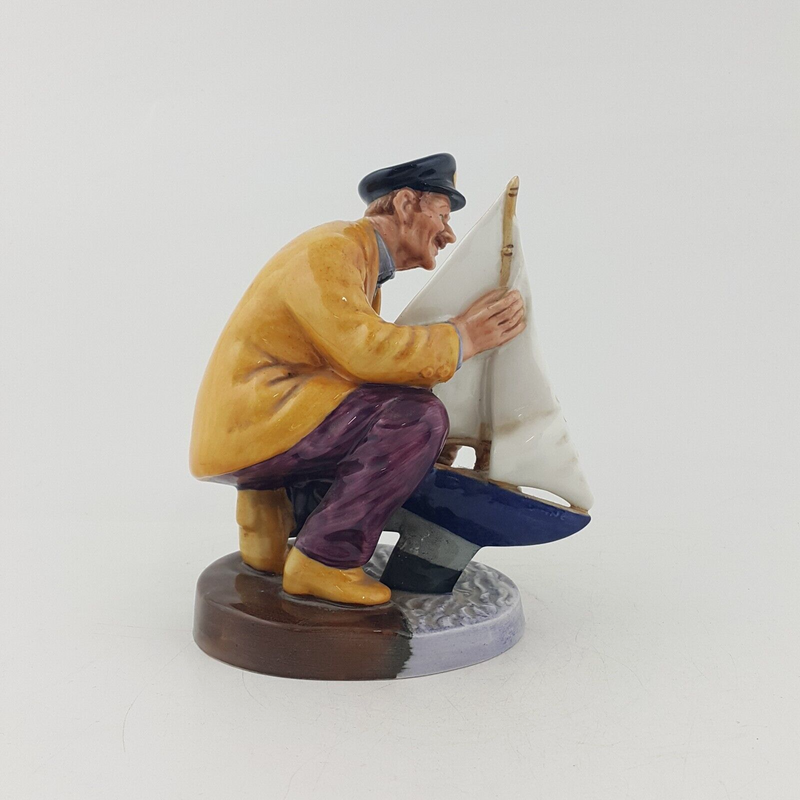 Royal Doulton Figurine HN2442 Sailor’s Holiday - 8020 RD