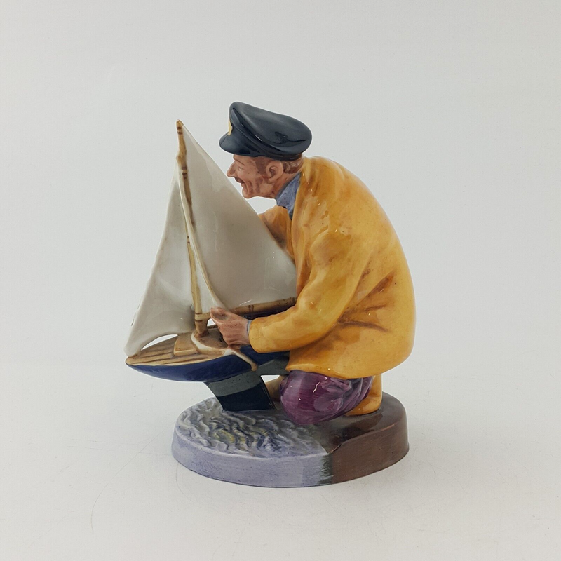 Royal Doulton Figurine HN2442 Sailor’s Holiday - 8020 RD