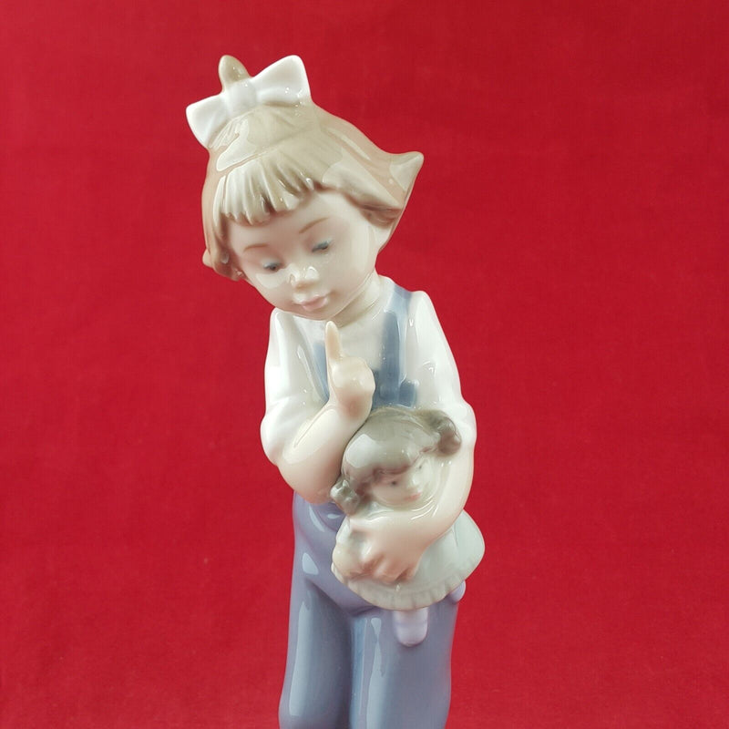 Nao by Lladro Porcelain Figurine 1069 Hush Now Girl - 8883 L/N